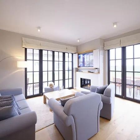 Reetland Am - Luxusplus Reetdachvilla Mit 4 Schlafzimmern Und Kamin G09 * Dranske
