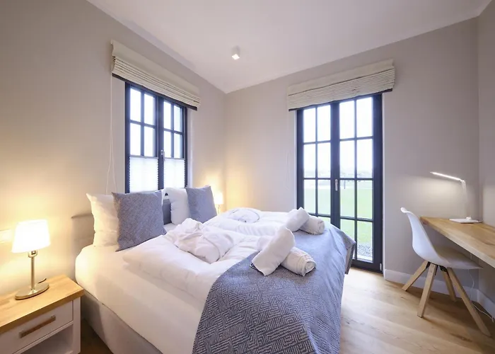 Reetland Am - Luxusplus Reetdachvilla Mit 4 Schlafzimmern Und Kamin G09 * درانسكي