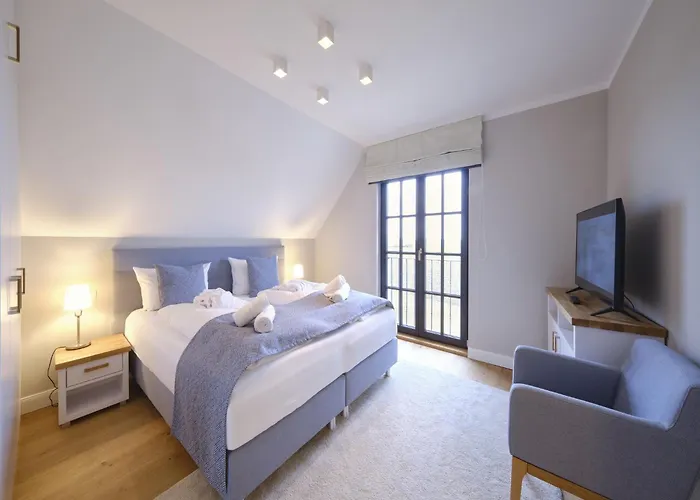 Reetland Am - Luxusplus Reetdachvilla Mit 4 Schlafzimmern Und Kamin G09