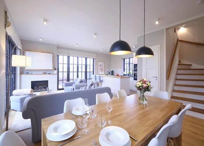 Reetland Am - Luxusplus Reetdachvilla Mit 4 Schlafzimmern Und Kamin G09 بيت للعطل