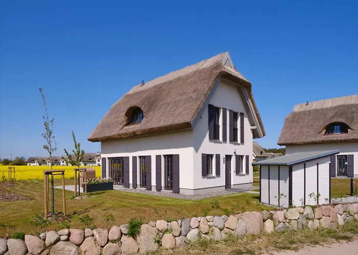 Reetland Am - Luxusplus Reetdachvilla Mit 4 Schlafzimmern Und Kamin G09 *
